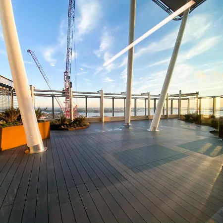 Modern Panoramic With Sea View Apartman *